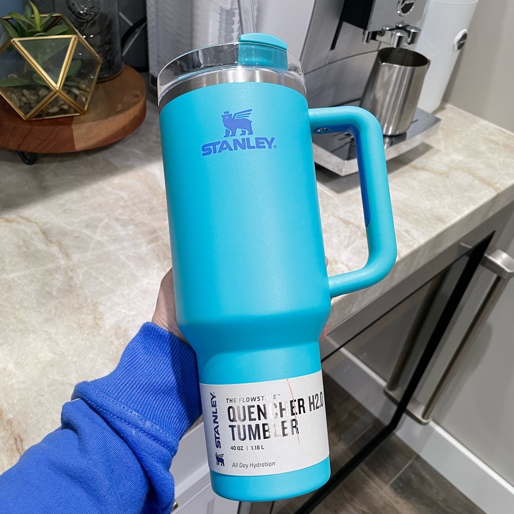 Stanley 40 oz quencher